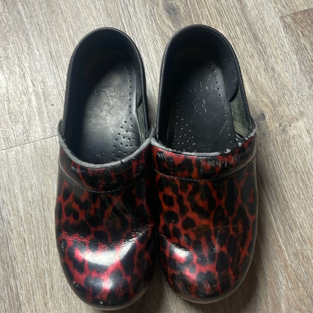 Dansko Red Leopard Print Clogs Size 37 (Us 6.5-7) - image 3